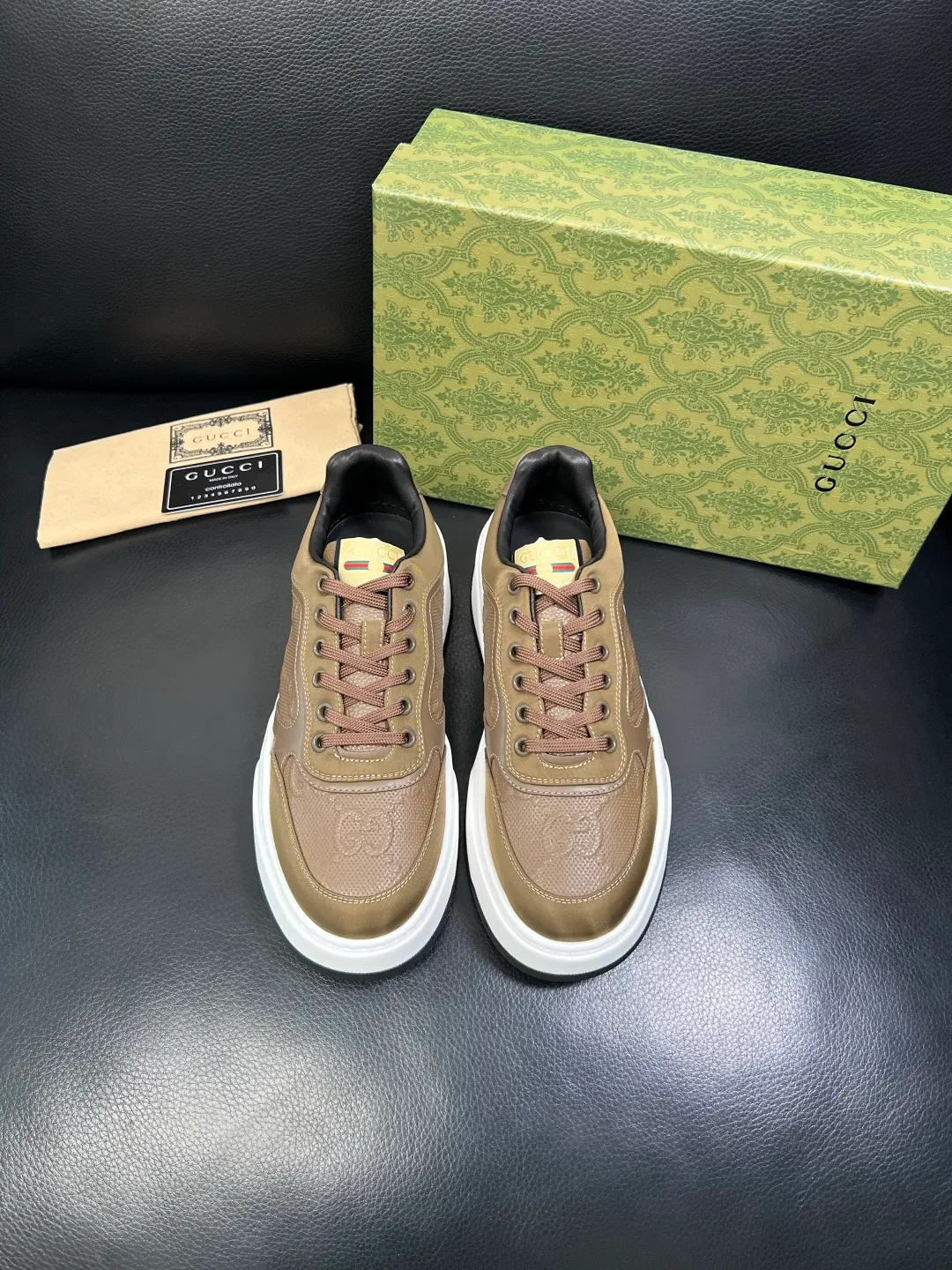 Men's shoes 💰840 Gucci high quality top crafts Gucci counter new original factory configuration, imported cowhide fabric from Italy, imported cowhide lining, breathable and comfortable, sole: original factory special supply original sole super comfortable, original factory and single goods, welcome to compare, code number 38-44 (customized 45 46)